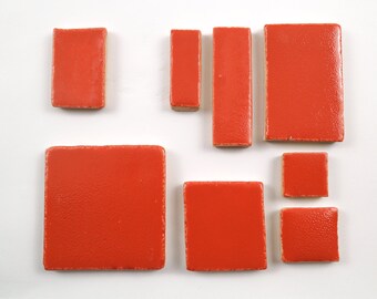 Piastrelle in ceramica fatte a mano Mango Red Rectangles per la progettazione di mosaici.
