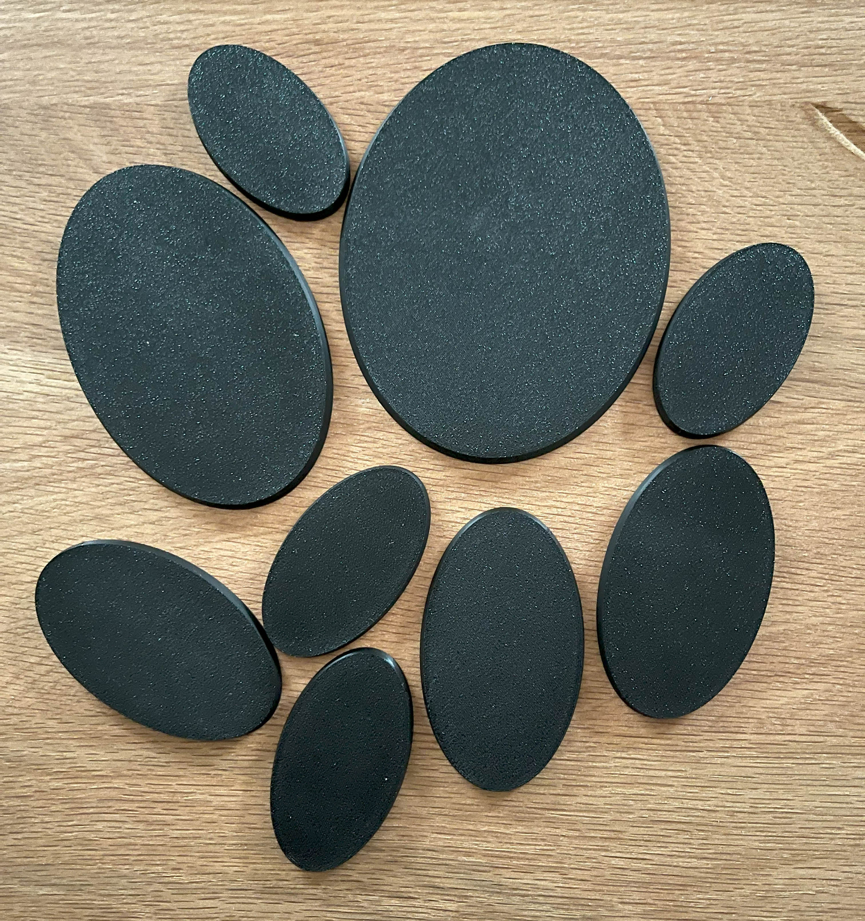 Lot Of 3 Oval Bases For Warhammer 40k & AoS – 75mm X 42mm Textured Gaming Bases