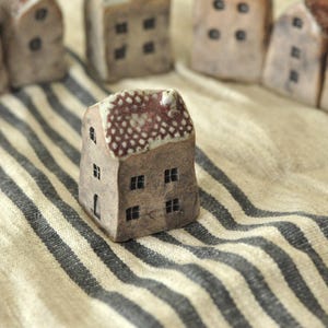 Random Big Charming Handmade Ceramic House for Your Flower Pots or Garden