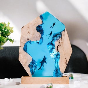 Lamp scuba diver ocean, Ray lamp resin, epoxy resin wood, custom resin epoxy lamp, blue ocean lamp, table lamp resin wood, shark epoxy lamp