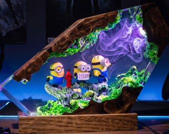 Minions Epoxy Resin Lamp, Despicable Me Custom Wood Night Light, Funny Diorama Desk Decor, Gamer Room Lighting, Unique Gift for Movie Fans