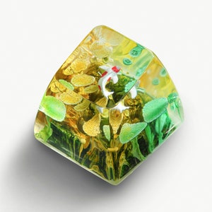 Green Yellow Koi Fish | Resin Keycap | R1 SA Oem Profile | ESC Keycaps | Artisan Key Cap for Cherry MX Mechanical Keyboards Gaming