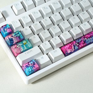 Teclas de resina com estampa de carpa koi rosa e azul | Perfil OEM R1 SA | Teclas ESC rosa e azul | Teclas artesanais para teclados mecânicos Cherry MX para jogos imagem 8