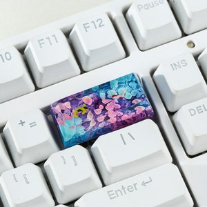 Teclas de resina com estampa de carpa koi rosa e azul | Perfil OEM R1 SA | Teclas ESC rosa e azul | Teclas artesanais para teclados mecânicos Cherry MX para jogos imagem 6