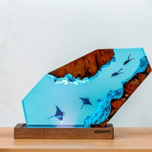 Scuba Diving Resin Lamp, Blue Ocean Table Lamp, Custom Night Light, Epoxy Resin Wood Lamp, Hom Decor Lamp, Handmade Gift for friend