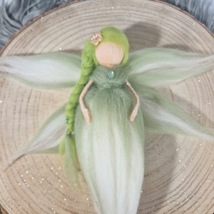 Green lucky fairy, hand-felted from merino wool, angel, elf, guardian angel, decoration, gift, healing fairy