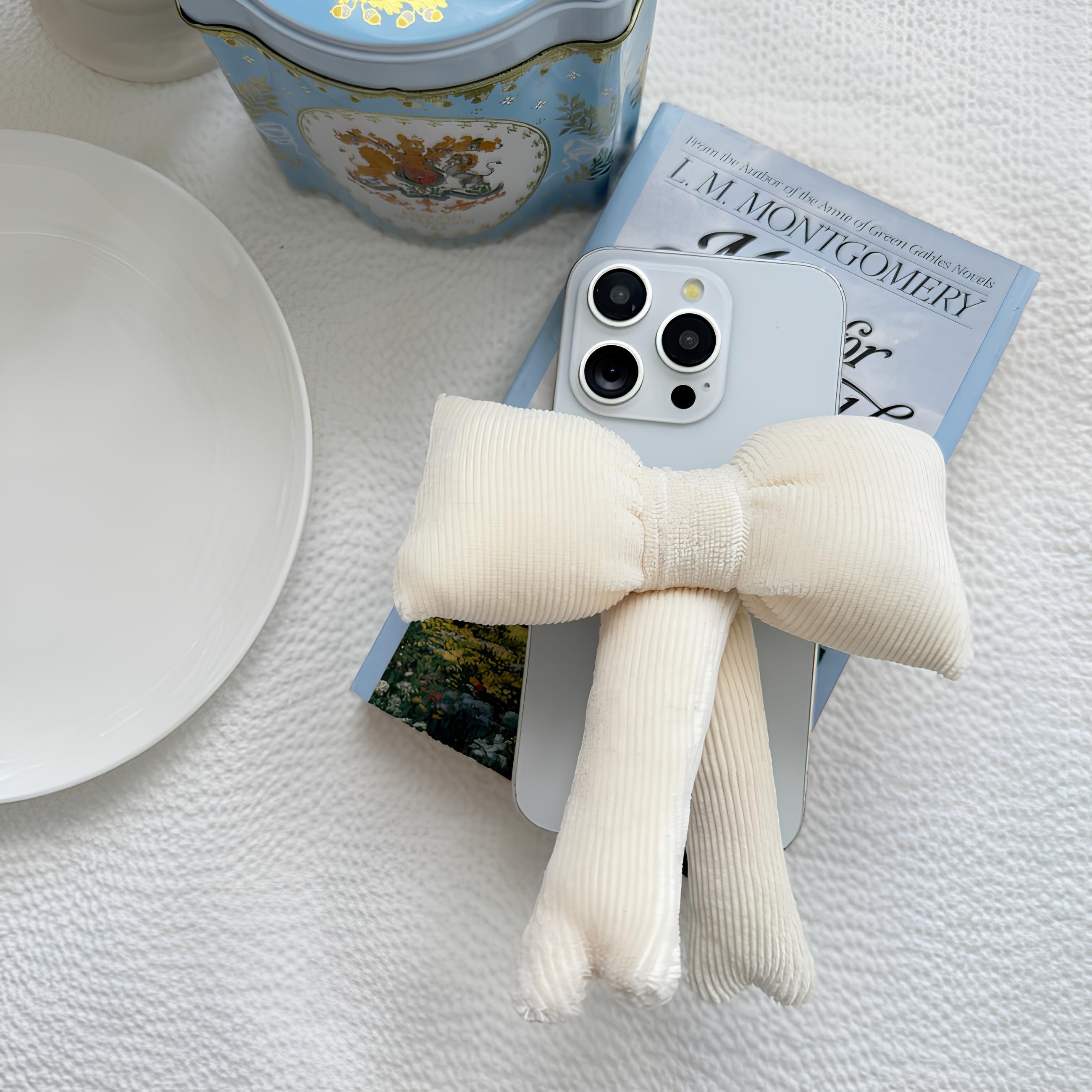 Beira Corduroy Ribbon Magsafe Phone Grip: Puffy Charm