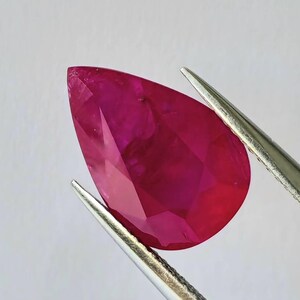 7,32 ct | Robijn peervorm | Mozambique