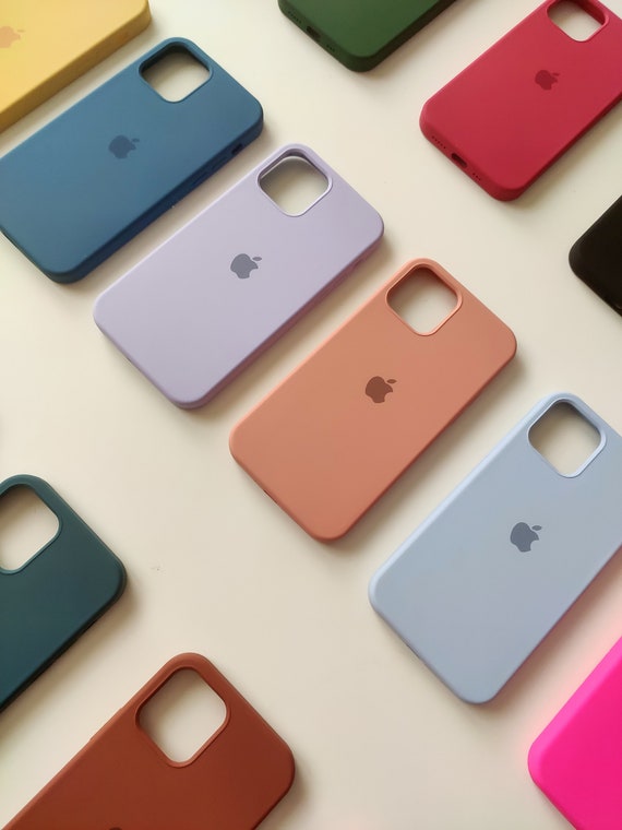 Funda Apple de silicona para iPhone 11 - Negra - Tienda Apple en Argentina