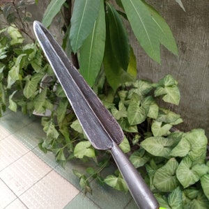 Vintage Tanzanian Hunting Spear Walking Hiking Deco Antique Longido Strong African Acacia Wood Art Heavy Iron Blade Tips 55IN Original Used