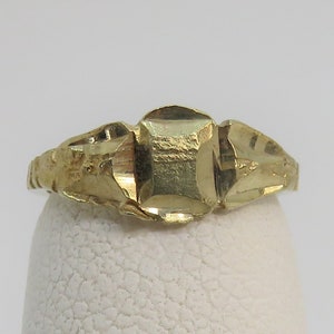 Anillo de sello de bebé micro de oro vintage de 14k tamaño 3/4