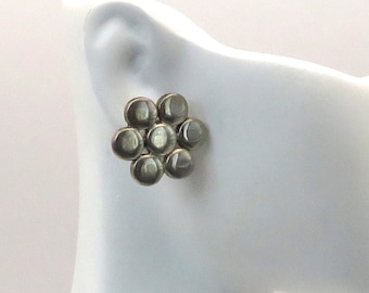 Vintage sterling silver flower earrings