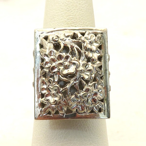 Vintage sterling silver studio framed flower ring