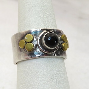 Vintage sterling silver onyx ring