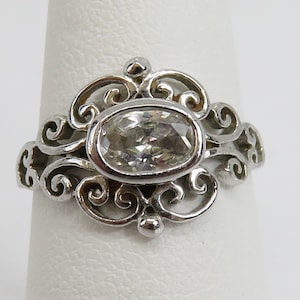 Vintage sterling silver ornate art glass ring