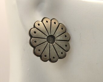Vintage sterling silver flower earrings
