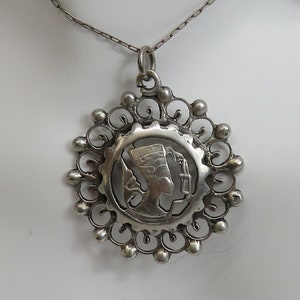Sterling Silver 925 Nefertiti Pendant 34 mm Jewels Obsession Nefertiti Pendant Sterling Silver 925 Nefertiti Pendant 34 mm Jewels Obsession Nefertiti Pendant