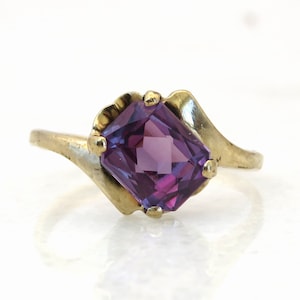 Vintage 10k gold 1 Carat Emerald Cut Amethyst ring