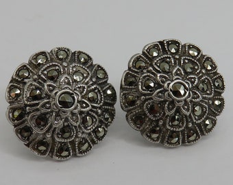 Vintage sterling silver marcasite flower screw on earrings