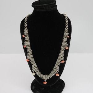 collier à maillons de chaîne de corail argenté de style tour de cou vintage