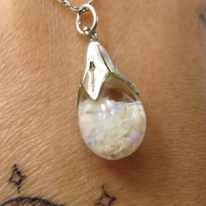 Vintage Sterling silver floating opal necklace