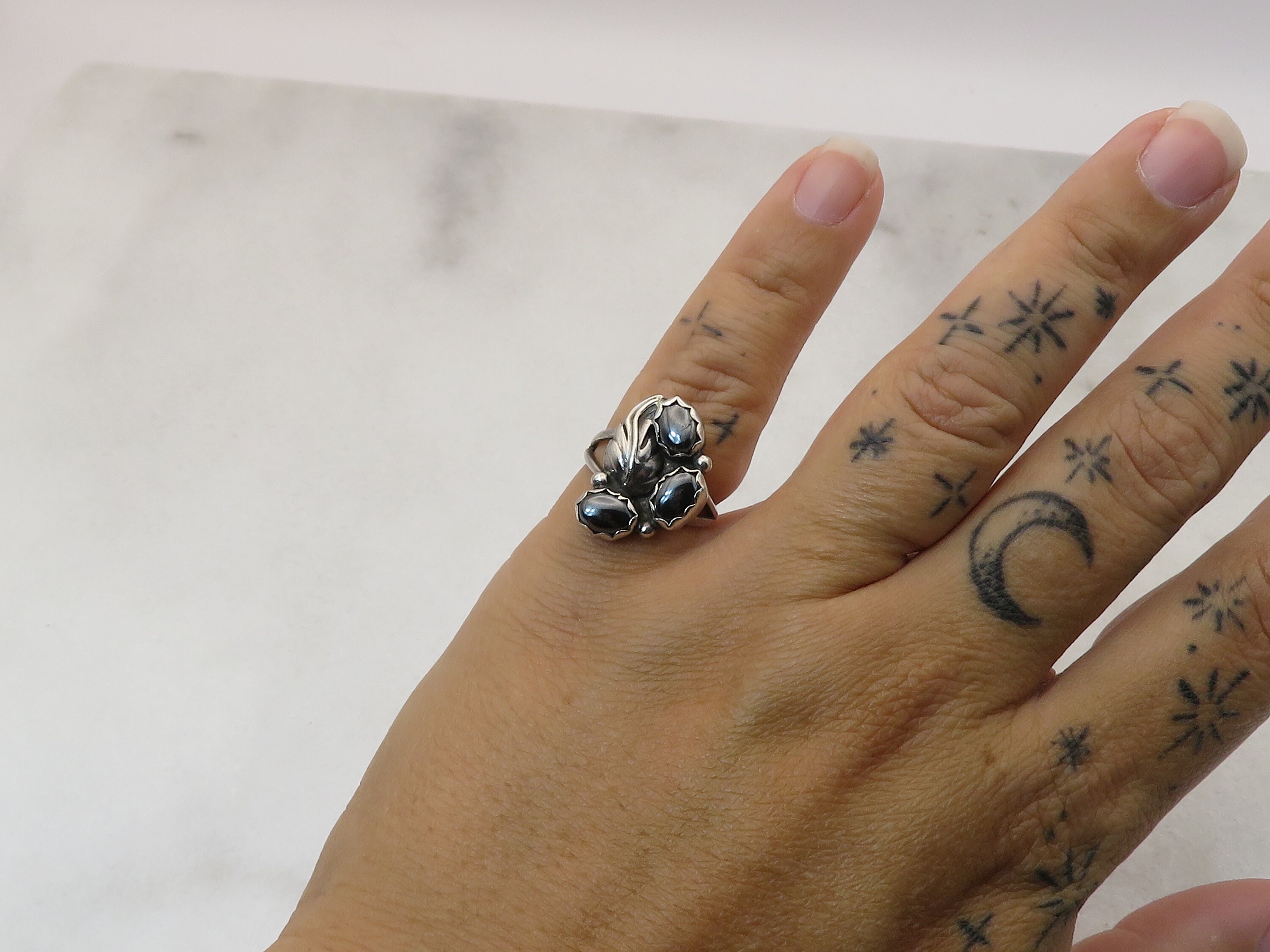 【冬バーゲン★特別送料無料！】 Vintage Native Etsy - Ring Hematite Silver Sterling American 12号～
