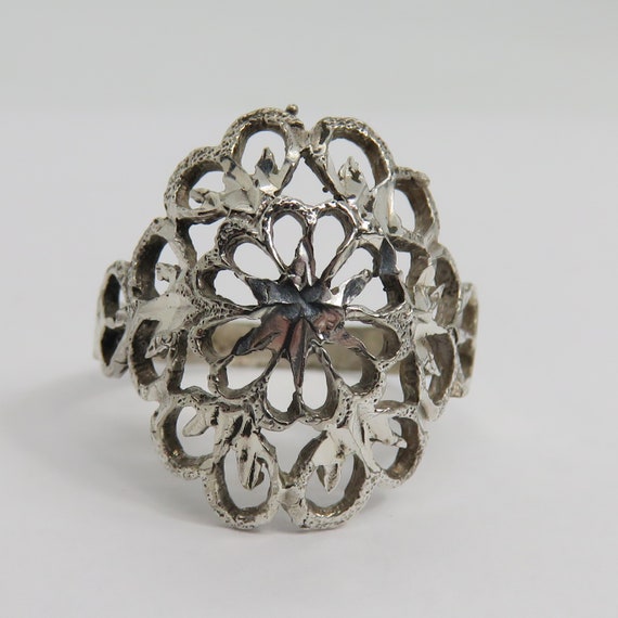 Vintage sterling silver filigree dome ring