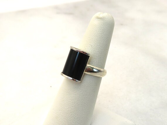 Vintage sterling silver onyx ring - image 8