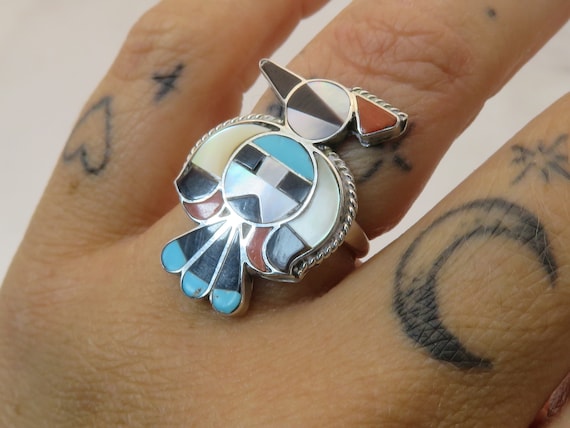 Monumental Vintage Native American Zuni Turquois Einlay Bird Sterling Silver Bracelet Monumental Vintage Native American Zuni Turquois Einlay Bird Sterling Silver Bracelet