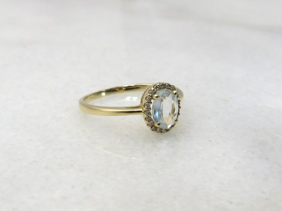 Vintage 14K Gold Aquamarine diamond halo ring - image 4