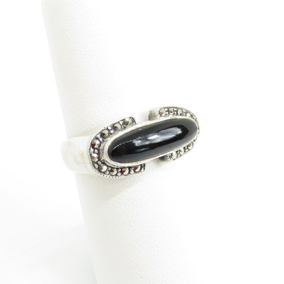 Vintage sterling silver onyx and marcasite ring - image 1