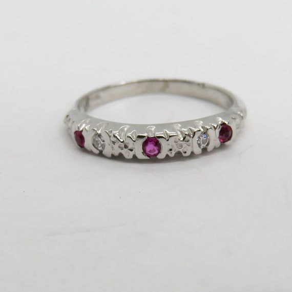 Vintage 14k white gold diamond and ruby band ring - image 1