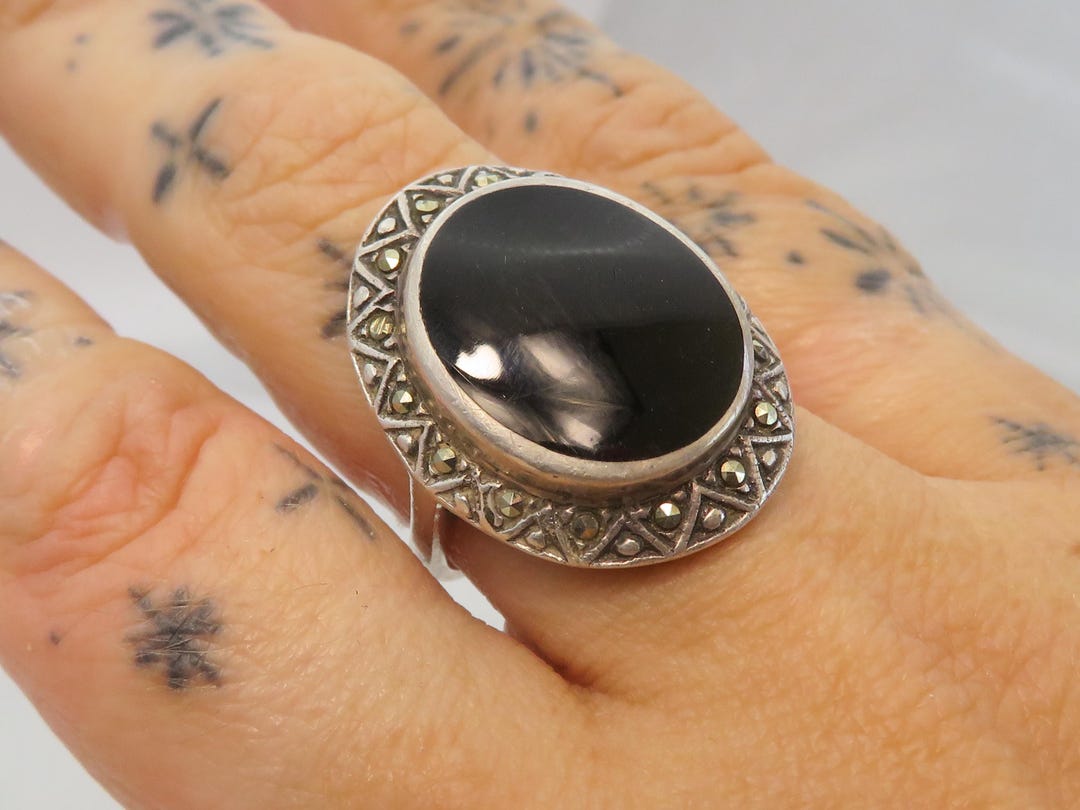 ヴィンテージ スターリングシルバー オニキス＆マーカサイト リング