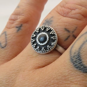 Vintage sterling silver onyx ring