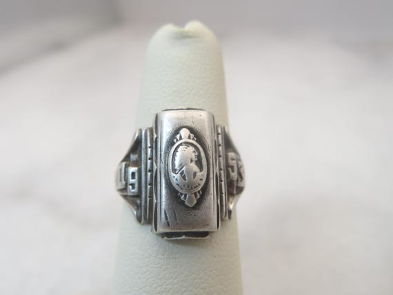 Vintage Sterling silver Class ring class of 1953