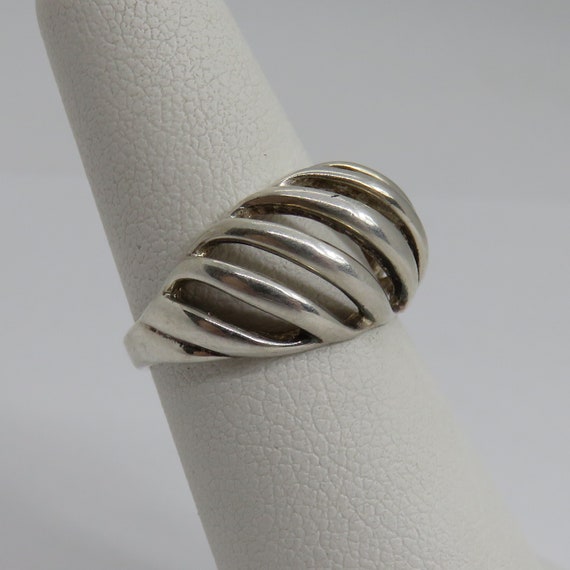 Vintage Sterling Silver Spiral Dome ring