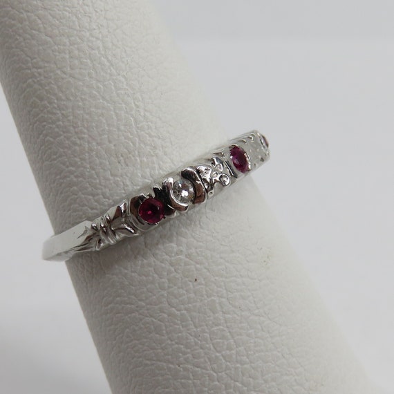 Vintage 14k white gold diamond and ruby band ring - image 3