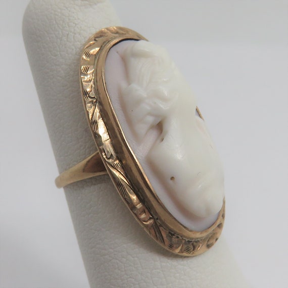 Victorian 10K gold Angel Skin Coral Cameo ring - image 6