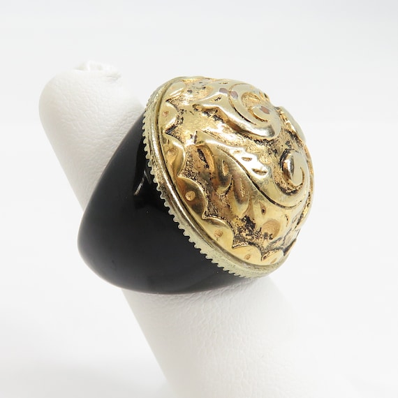 vintage black resin and gold tone shield ring - image 1