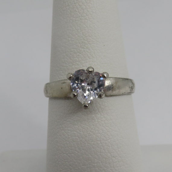 vintage Sterling Silver Heart solitaire ring