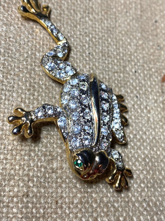 Large Gold Tone Rhinestone Frog with Green Rhines… - image 3