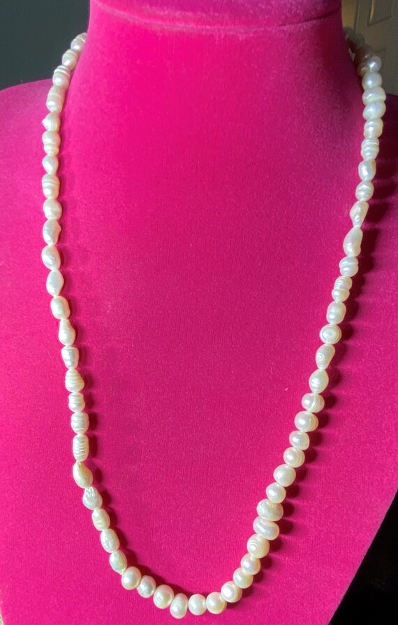 freshwater pearl necklace // twisted multi strand Gem
