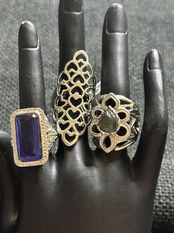 Silver Tone Statement Ring Set - image 1