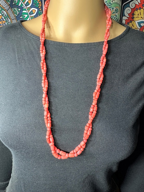 Silver Tone Carved Flower Coral Bead Twist Neckla… - image 1
