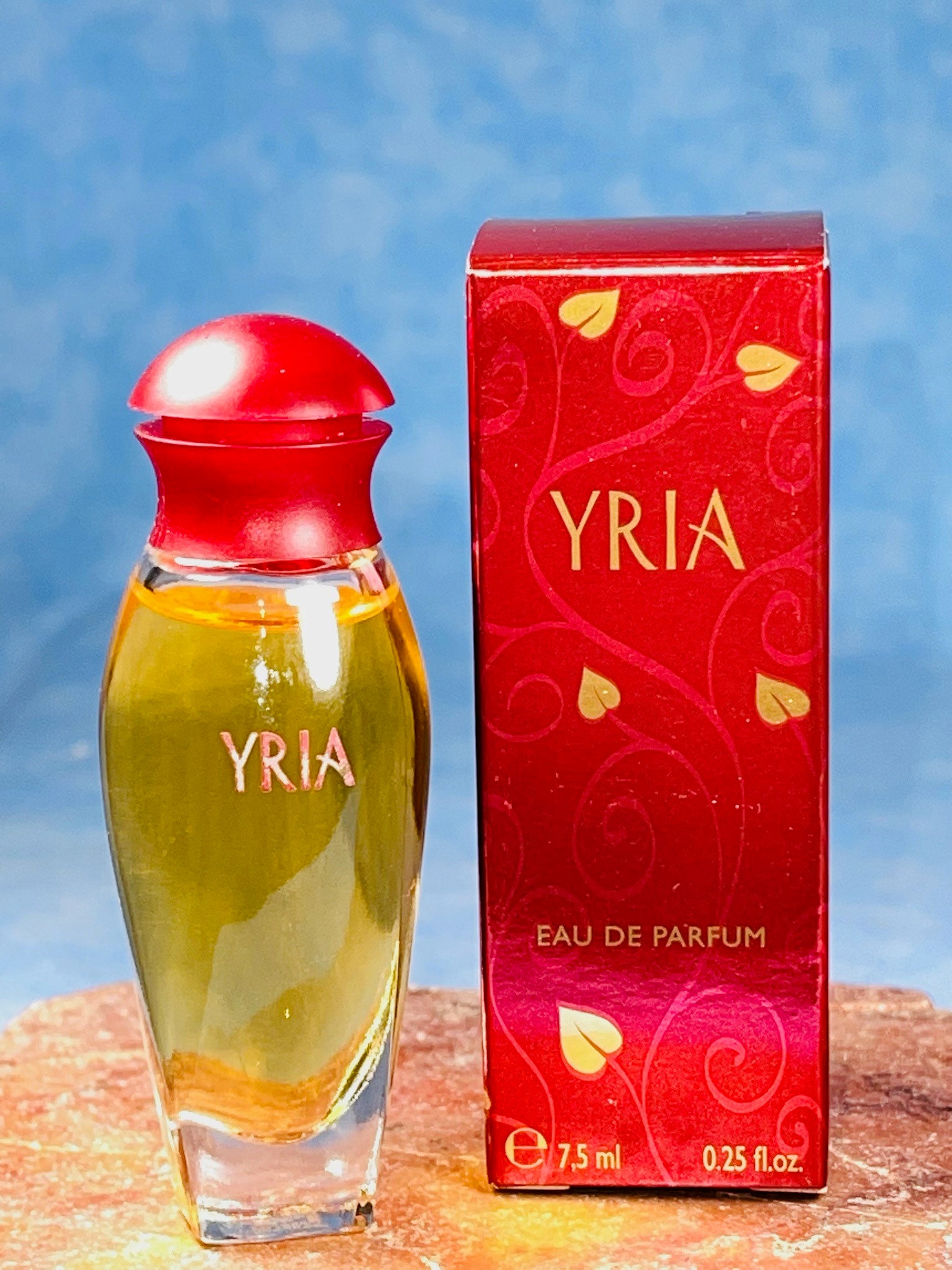 YVES SAINT LAURENT LIBRE Le Parfum EDP MINI 0.25oz, 7.5ml New in