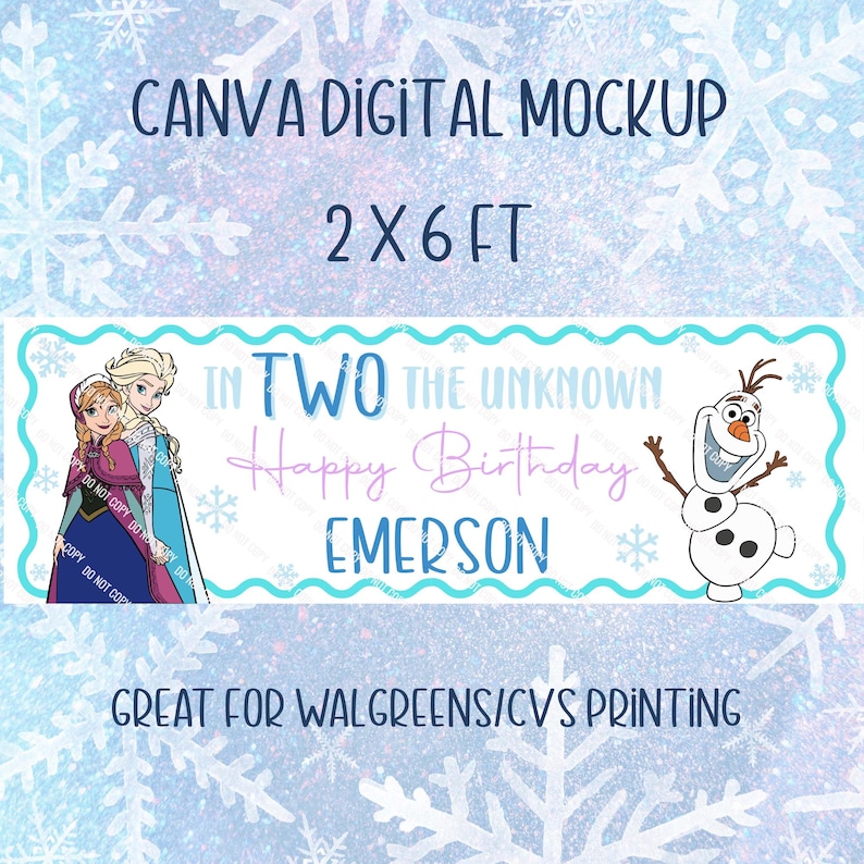 Pu&ograve; includere: Un banner digitale di mockup con il testo "CANVA DIGITAL MOCKUP" e dimensioni di 2 x 6 piedi. Il banner presenta illustrazioni di Anna, Elsa e Olaf di Frozen, con le parole "Happy Birthday Emerson".