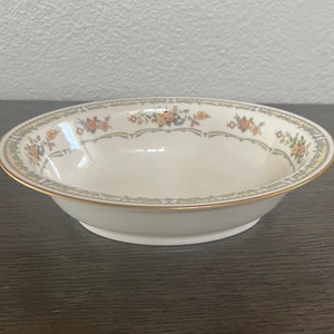 Homage Oval Vegetable Bowl 10” by Noritake