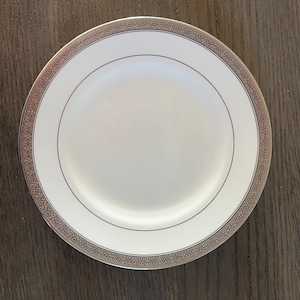 Newgrange Platinum Salad Plate by Waterford