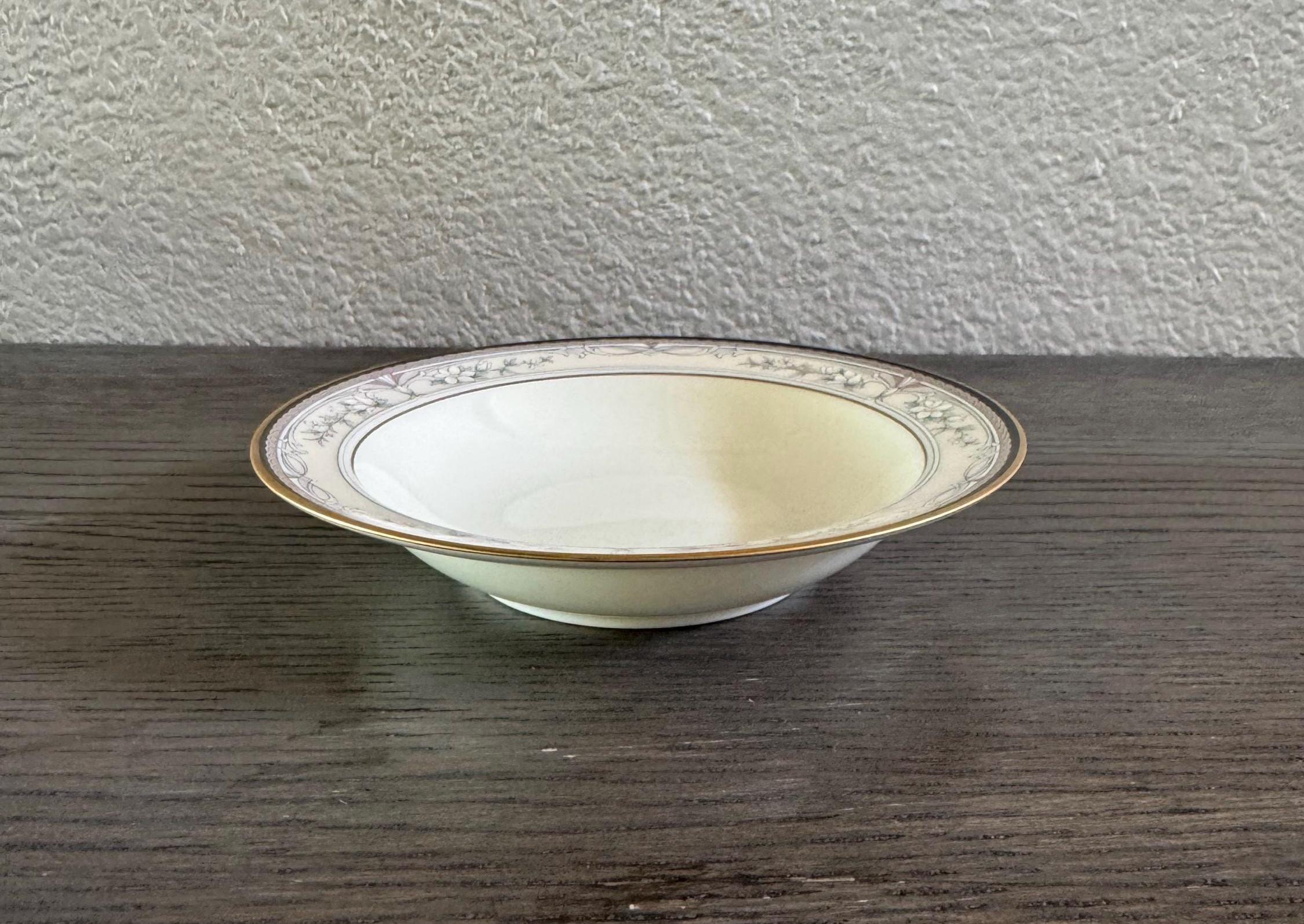 Churchill Fruit Bowl by Noritake - Etsy Canada