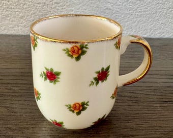 Old Country Roses Classic II Mug by Royal Albert
